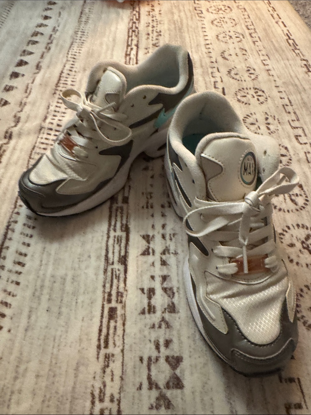 Nike Air Max 2 womenโs sneakers Gray and Teal Accents